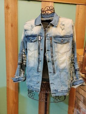 Light Wash Distressed Denim Shirt Jacket - Casual Men's Outerwear